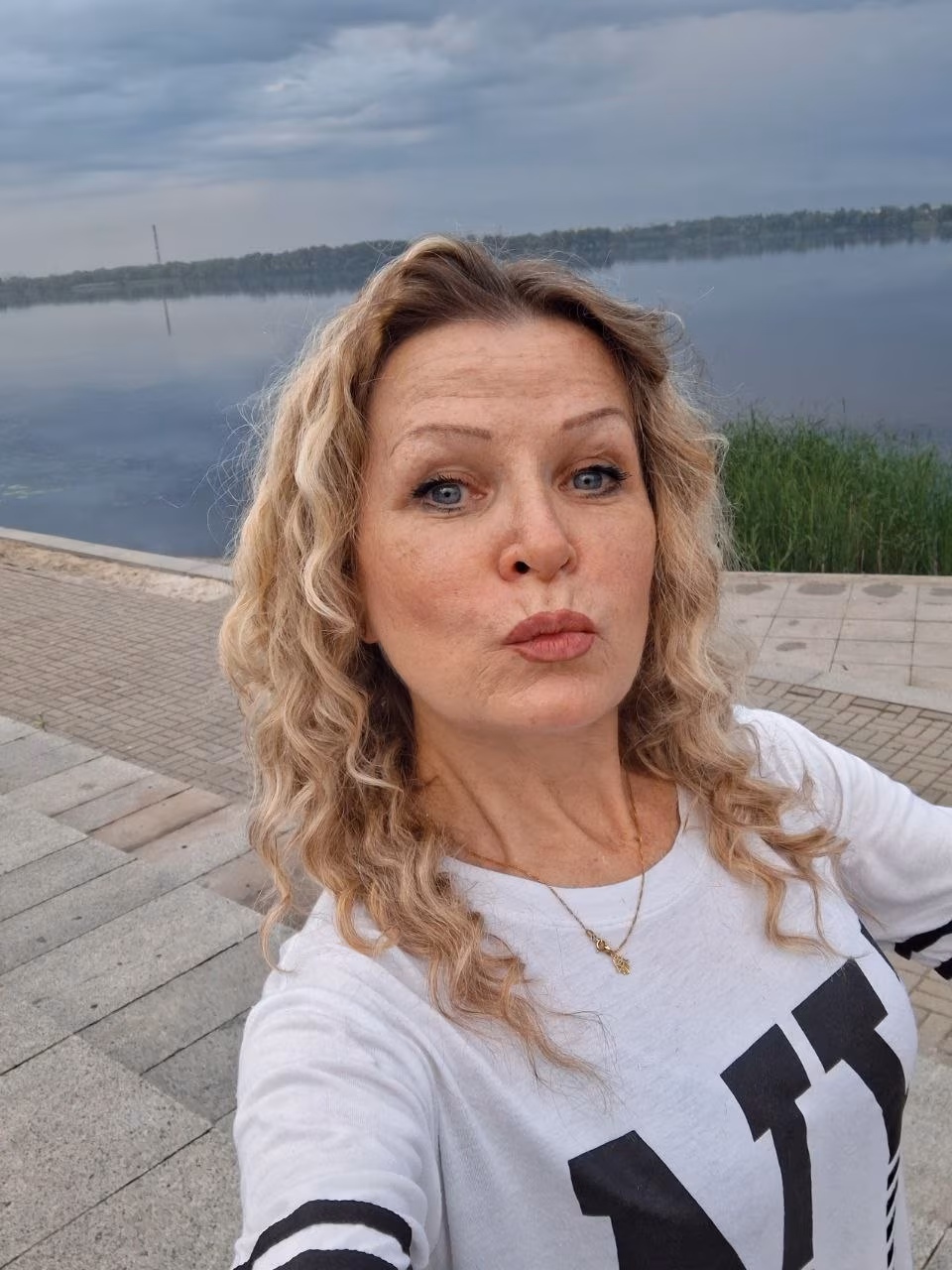 Irina 57 Dnipro  Ukraine adorable mariée qui cherche l'amour