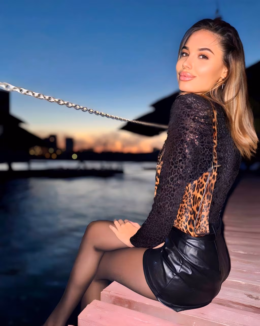 Olexandra 29 Dnipro Ukraine mariée pour draguer et une relation