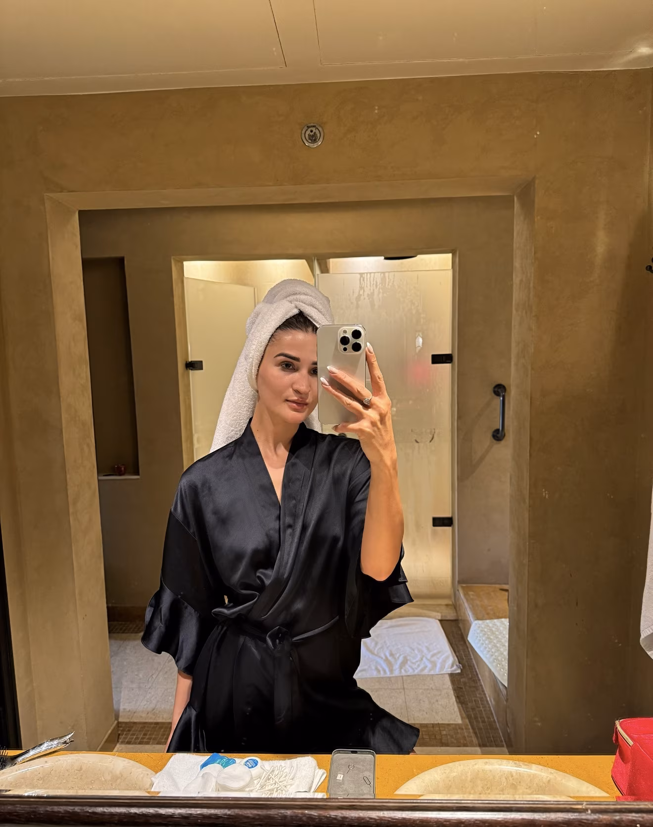 Tati 30 Abu dabi United Arab Emirates mariée pour une connexion amoureuse