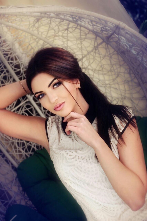 Marina belles femmes russes ukrainiennes