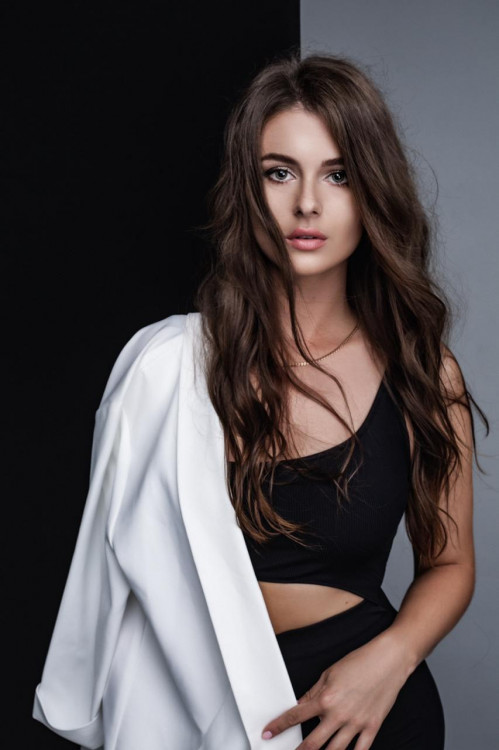 Yevgeniya belles femmes russes ukrainiennes