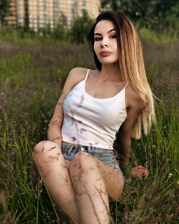Anna belles femmes russes ukrainiennes