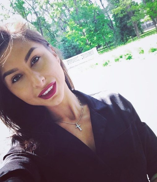 YULI femme joueur russe