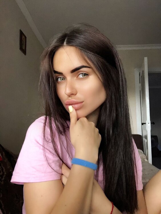 Yana femme joueur russe
