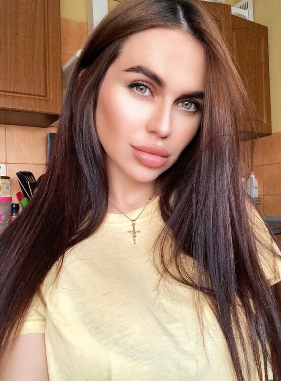 Yana femme joueur russe