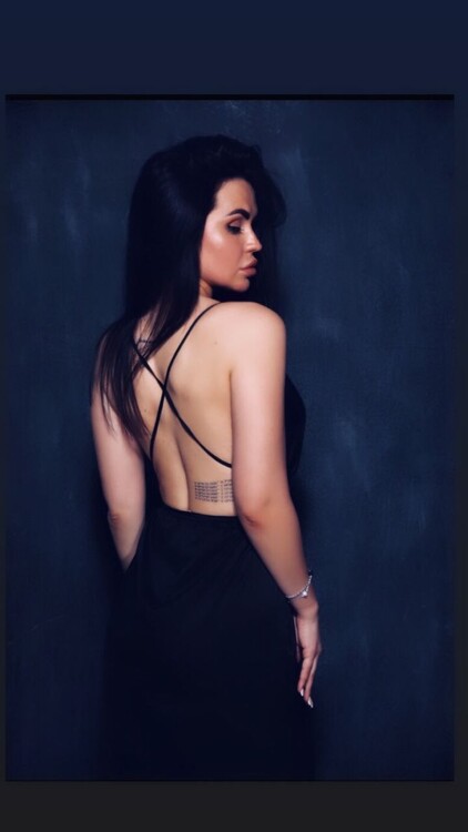 Yana femme joueur russe
