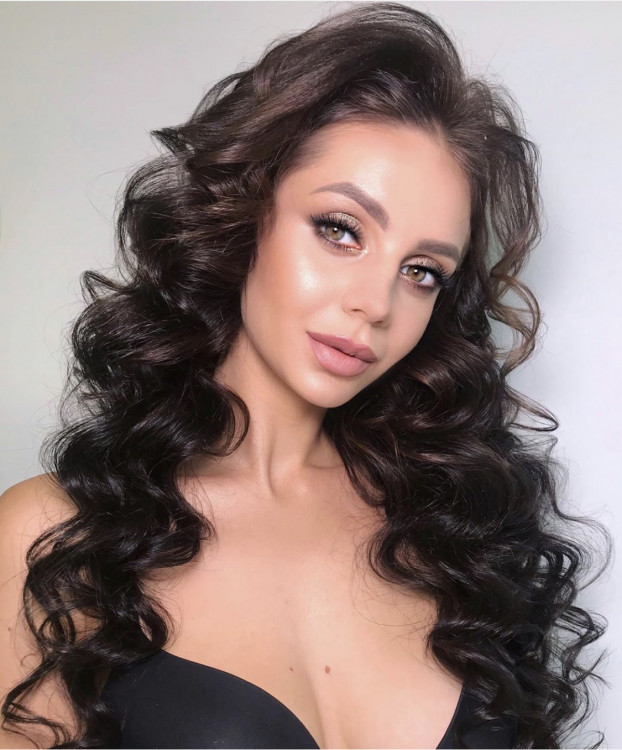 Alina femme russe barbie