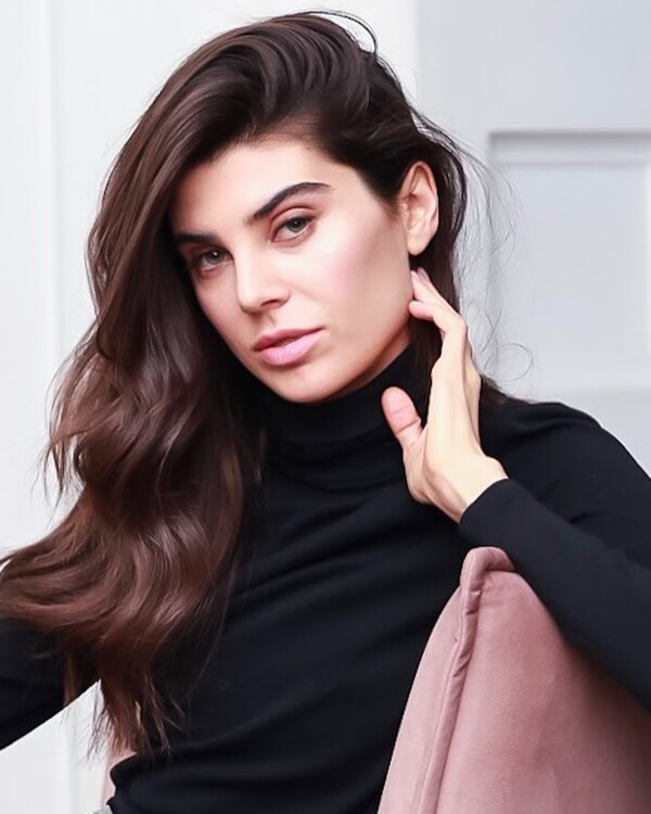 Nastya femme russe en suisse