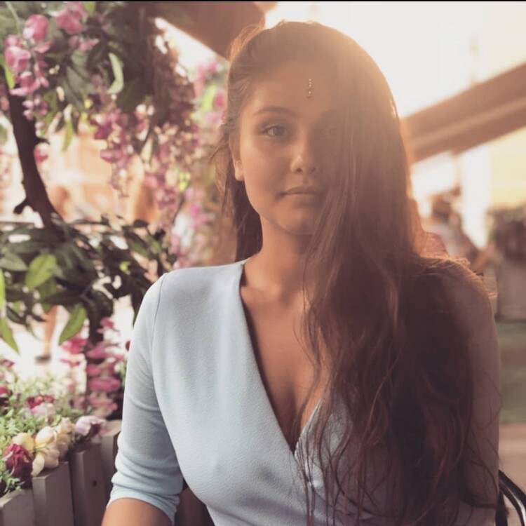 Sveta femme russe fidele