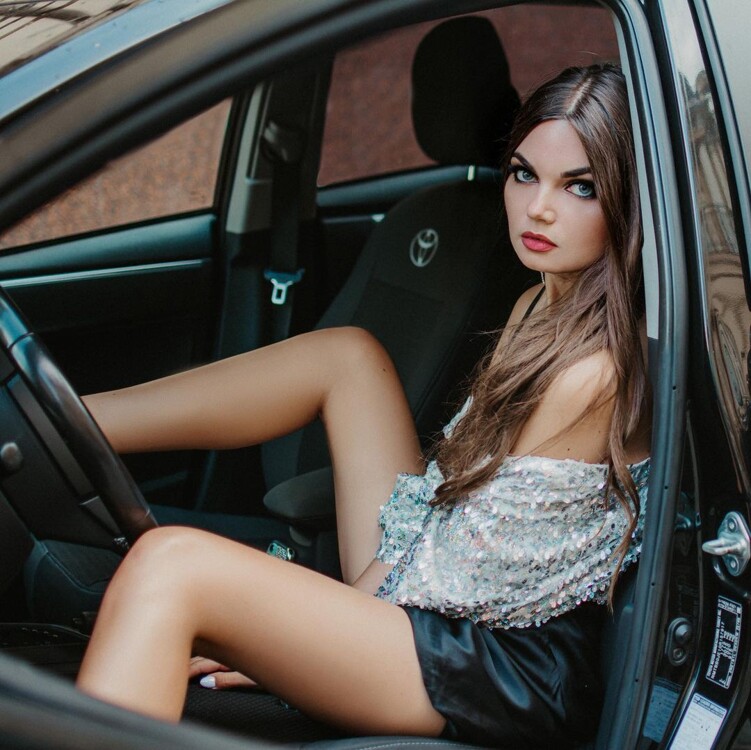 Elena femme russe fidele