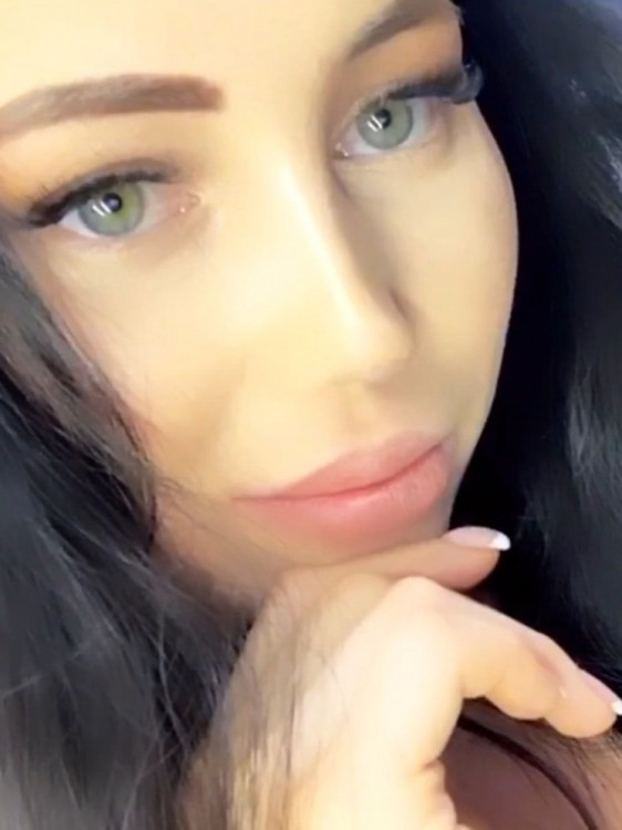 Diana  femme russe foulard