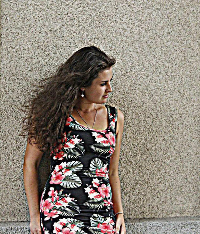 Victoria femme russe foulard