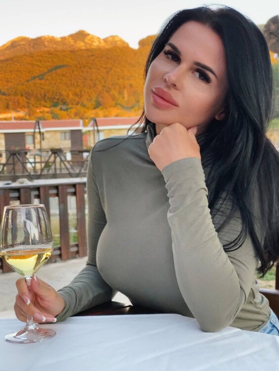Alena femme russe france