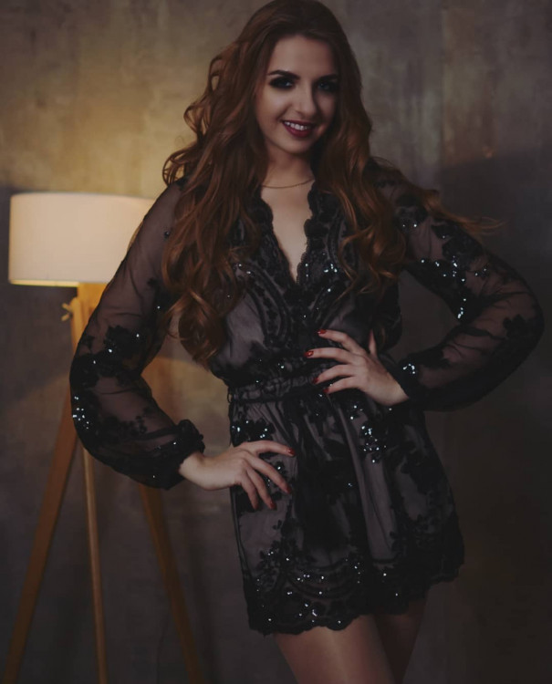 Diana femme russe jalouse