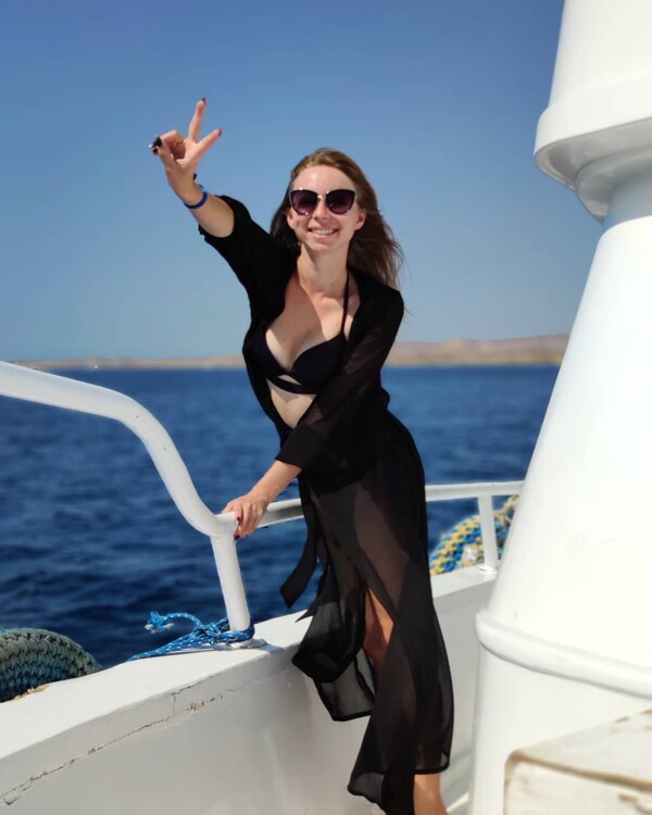 Vika femme russe jalouse