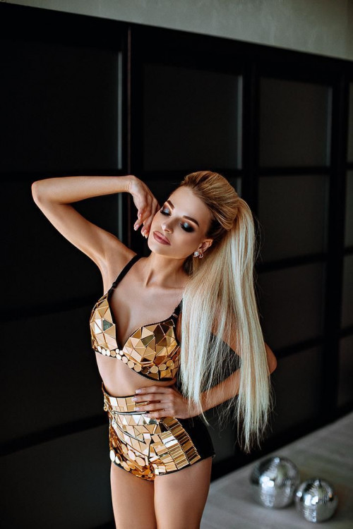 Oksana femme russe javel