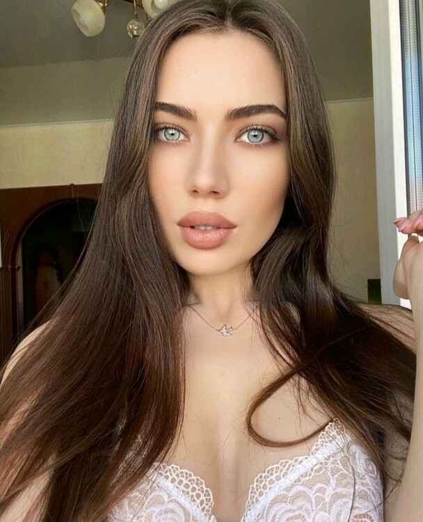 Utta femme russe jvc