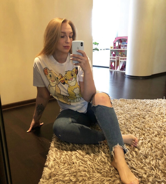 Viktoriya femme russe la plus grande du monde