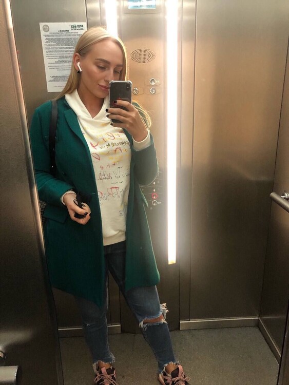 Viktoriya femme russe la plus grande du monde