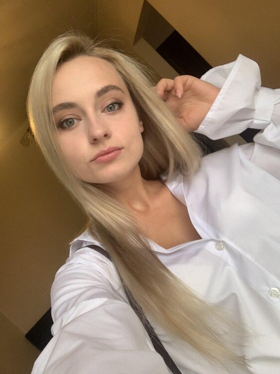 Irina femme russe montreal