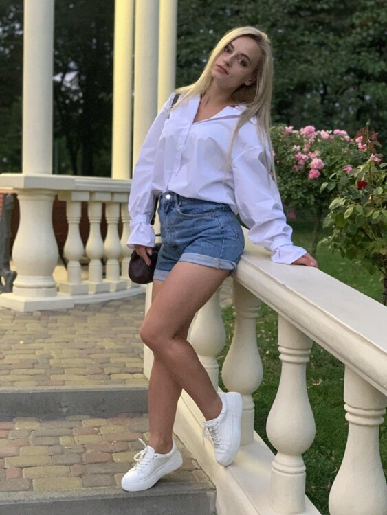 Irina femme russe montreal