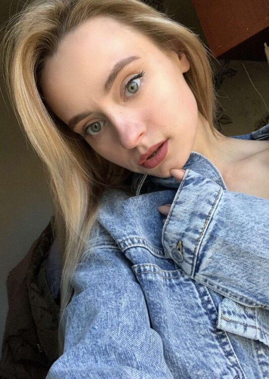 Irina femme russe montreal