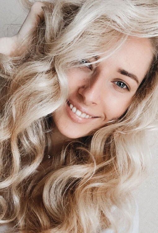 Yanochka femme russe qui parle francais