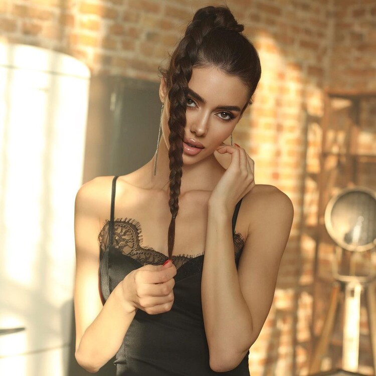 Alyona femme russe toulouse