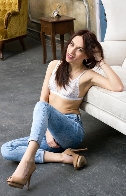 Valeriya femme russe type