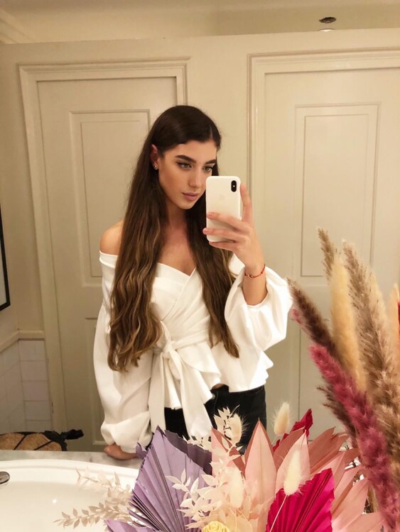 Marina femme russe type