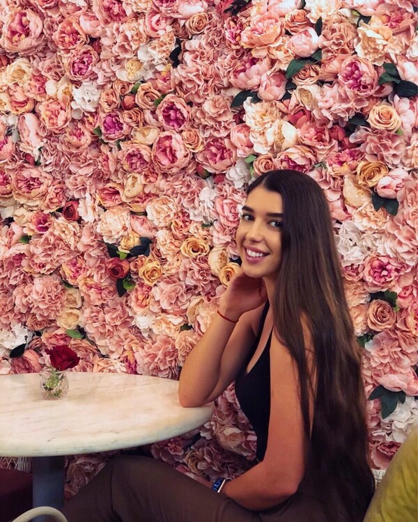 Marina femme russe type