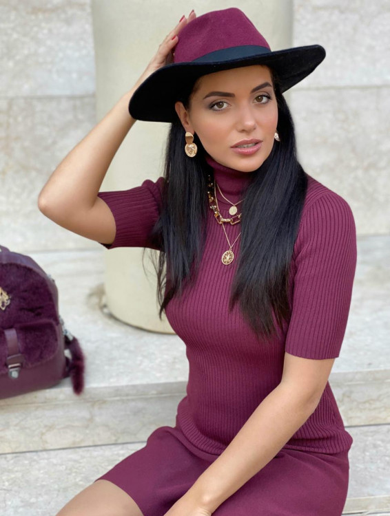 Yana femme russe typique