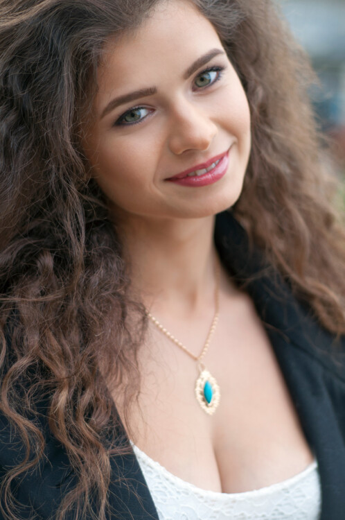 Elena femmes russes agence