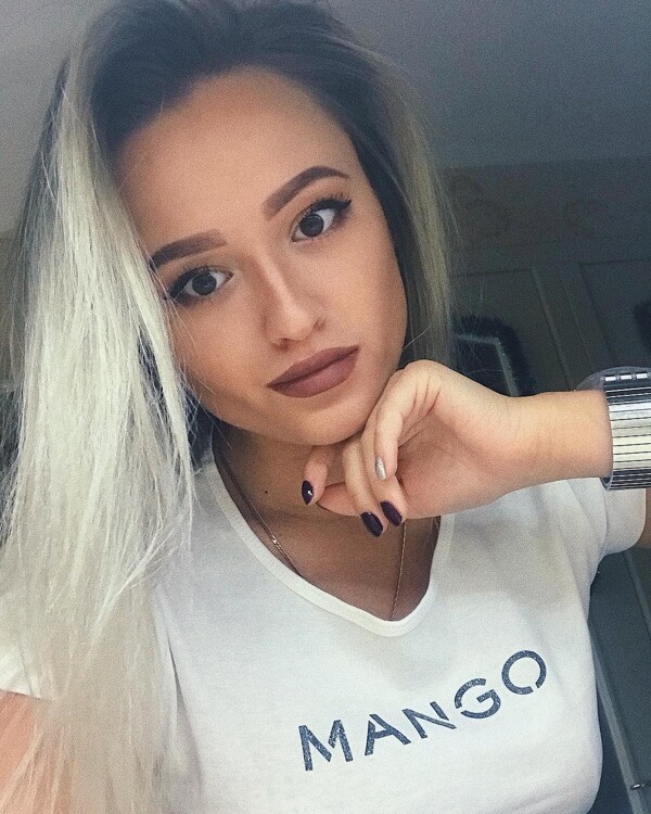 Yuliia femmes russes agence