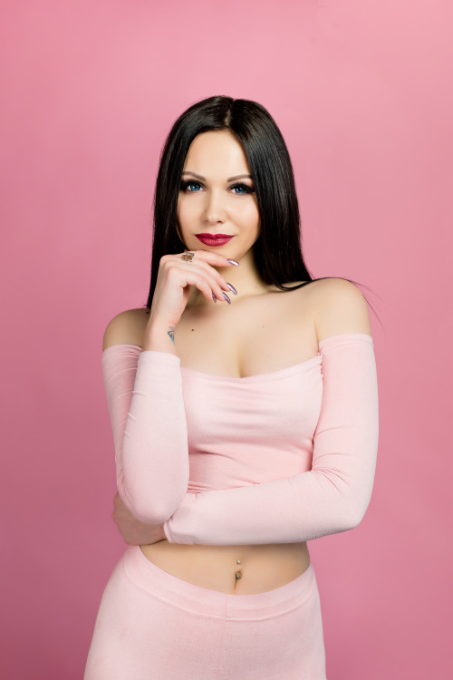 Anna femmes russes beaute