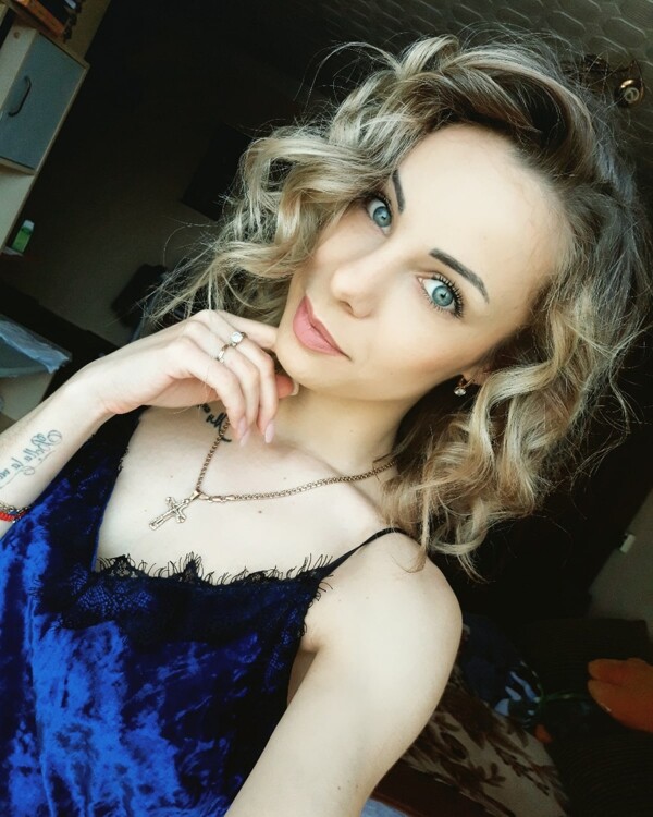 Julia femmes russes de samara