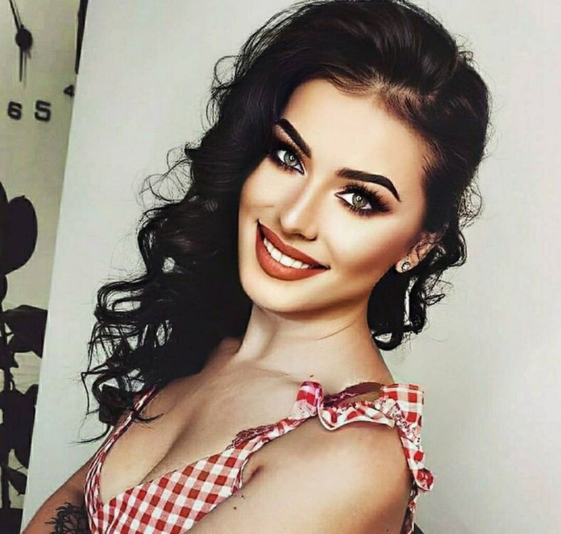 Yana femmes russes en tunisie