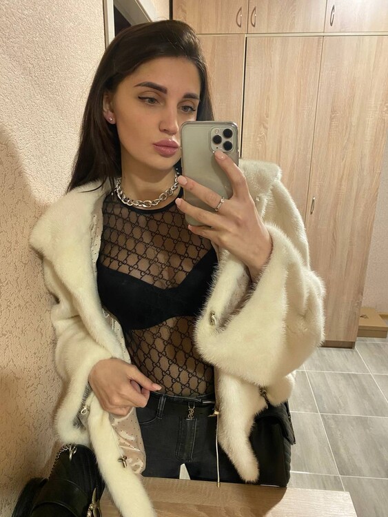 Anna femmes russes st petersbourg