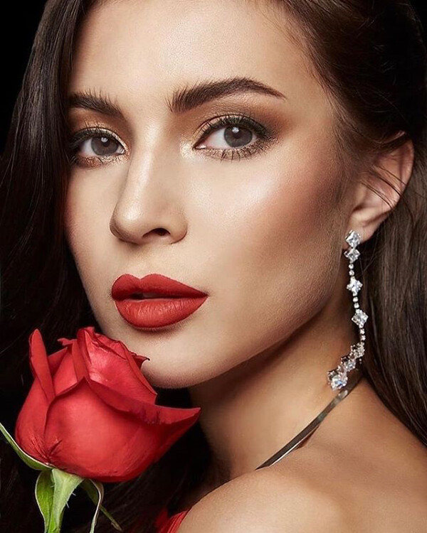 Aigul russie femme homme